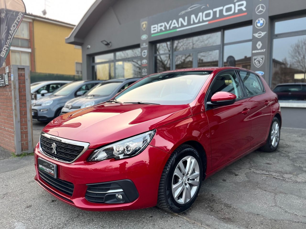 PEUGEOT 308