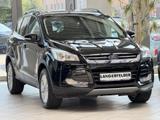 Ford Kuga1.5 EcoBoost Titanium*TPM*SHZ*FSH*PANO*PDC* - Ford Kuga mit Benzin-Antrieb: Geländewagen