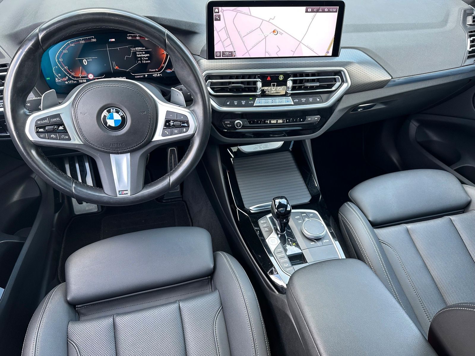 Fahrzeugabbildung BMW X3 xDrive30d M-Sport NAV+LED+PANO+AHK+HUD+360°