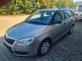 Skoda Fabia Combi Cool Edition 1,4  Neu Tūv