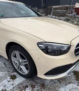 Mercedes-Benz E 220 d T Autom. - - Mercedes-Benz E 220: Beige