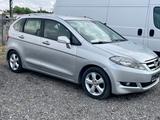 Honda FR-V 1.8 i-VTEC Executive Automatik GAS GPL - silberne Honda FR-V