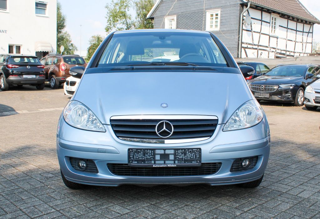 MERCEDES-BENZ A 160