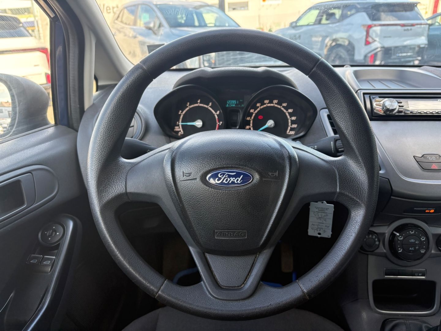 Fahrzeugabbildung Ford Fiesta AHK Klima Radio Zahnriemen NEU