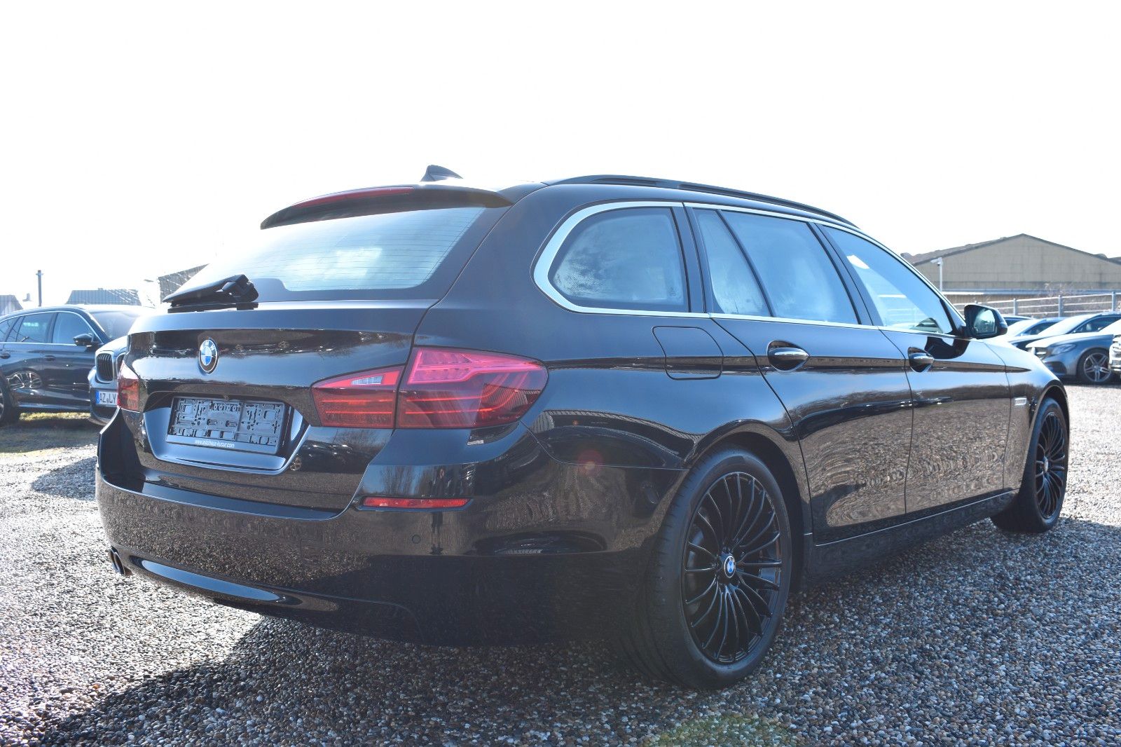 Fahrzeugabbildung BMW 530 d Touring ACC AHK HUD