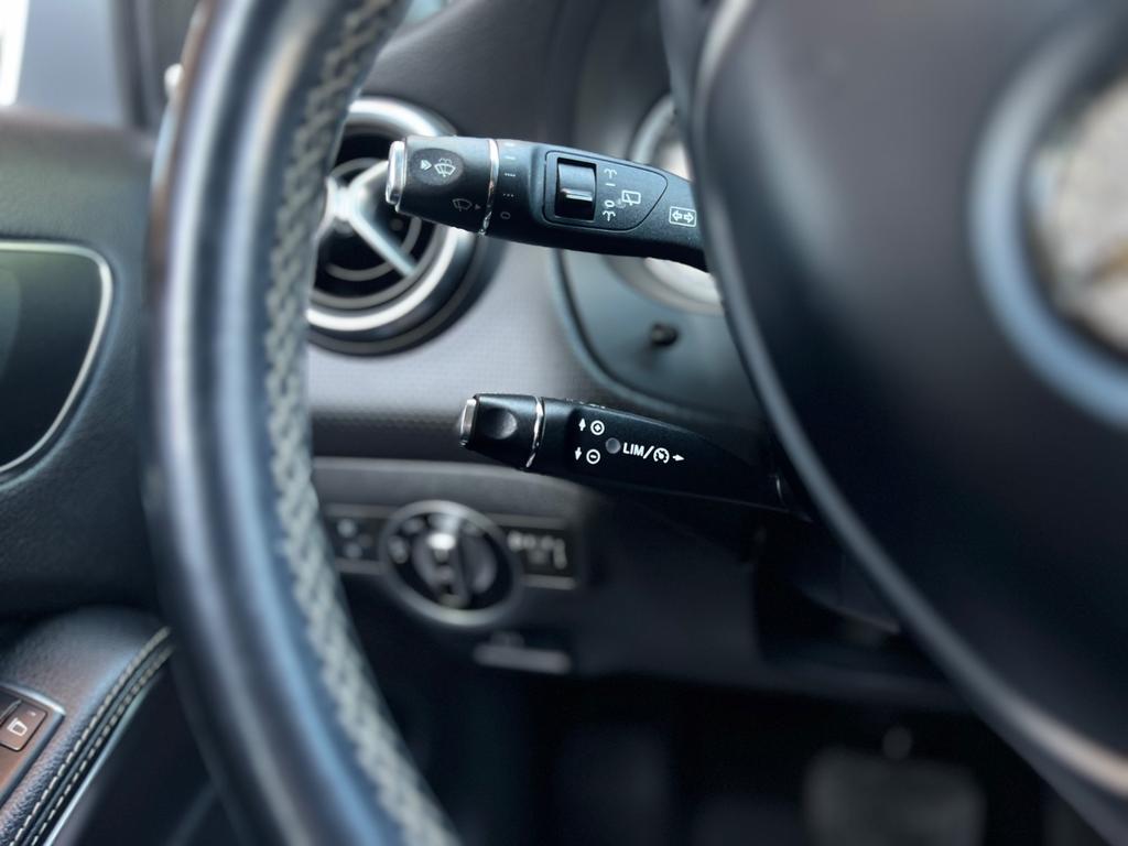 Mercedes-Benz A 220
