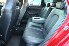 CUPRA Leon Sportstourer 1.4 e-Hybrid Leder LED Navi CUPRA Leon Sportstourer 1.4 e-Hybrid Leder LED Navi