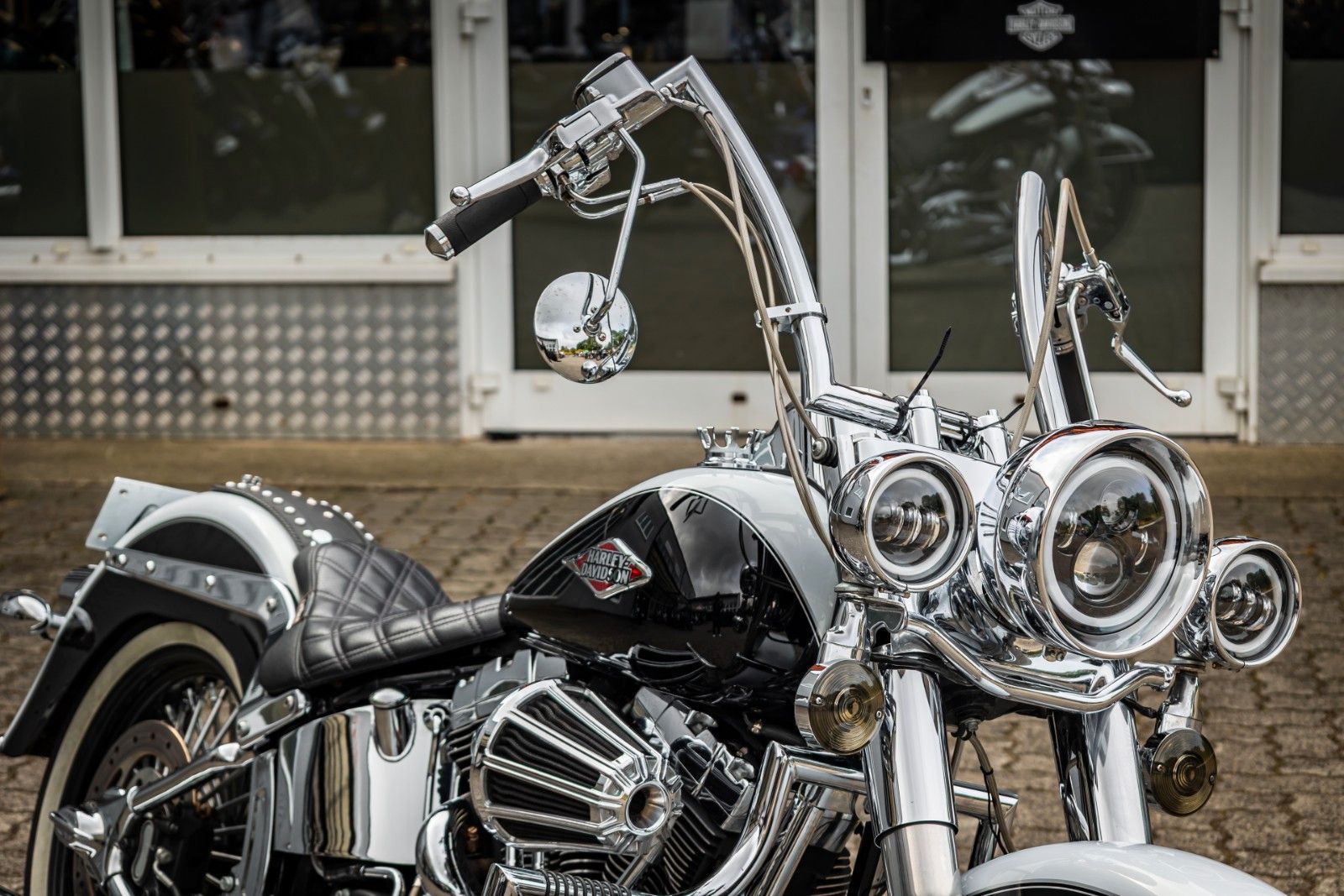 Fahrzeugabbildung Harley-Davidson FLSTC Heritage Classic Twin Cam 96 cui - Chicano