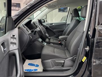 Volkswagen Tiguan - 9