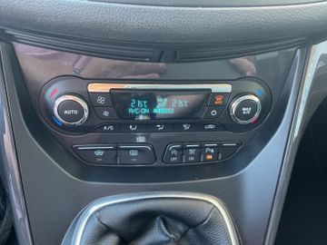 Ford Kuga - 12
