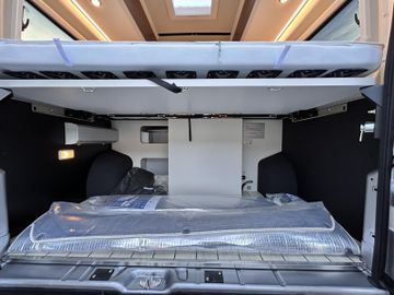 Westfalia Columbus 640 E 140 PS 8G  SOLAR LITHIUM SKYVIEW