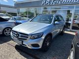 Mercedes-Benz GLC 350 e 4Matic AMG, 20 Zoll / Panorama - silberne Mercedes-Benz GLC 350