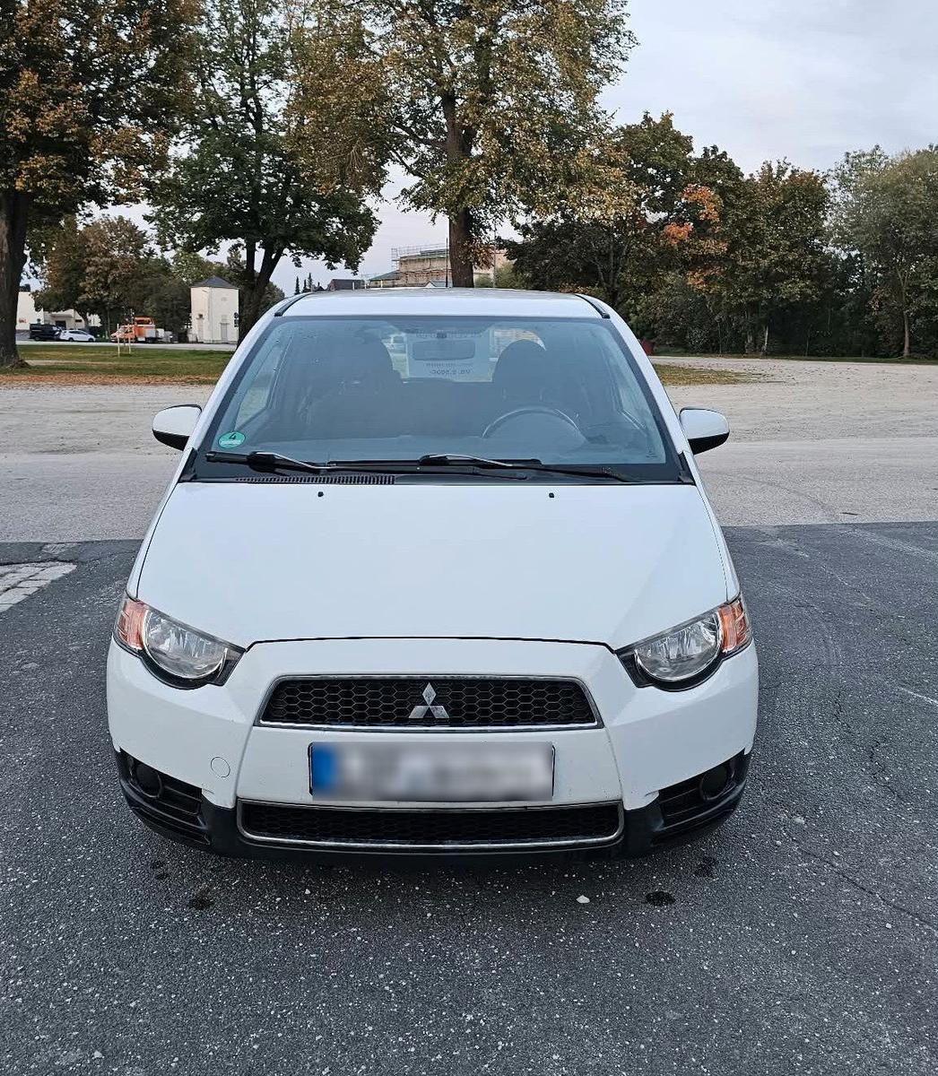 Mitsubishi Colt