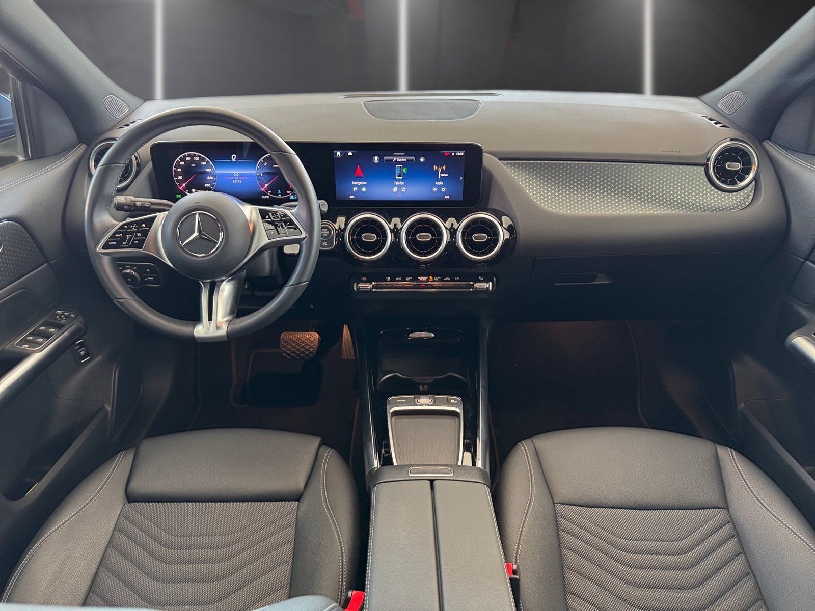 Fahrzeugabbildung Mercedes-Benz GLA 220 d 4M*AHK*Totwinkel*Multibeam*Kamera*LED*