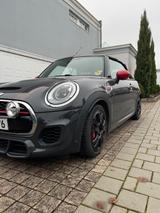 MINI John Cooper Works - MINI MINI mit Benzin-Antrieb: Cabrio