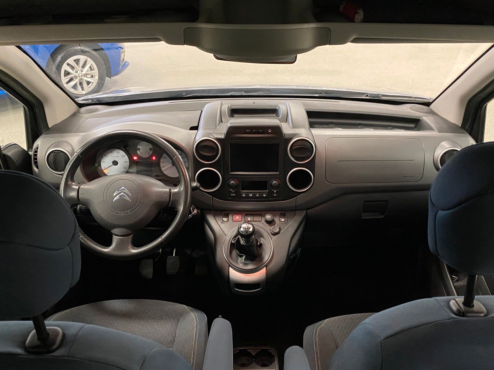 Fahrzeugabbildung Citroën Berlingo BlueHDi 120 S+S Multispace Selection+++