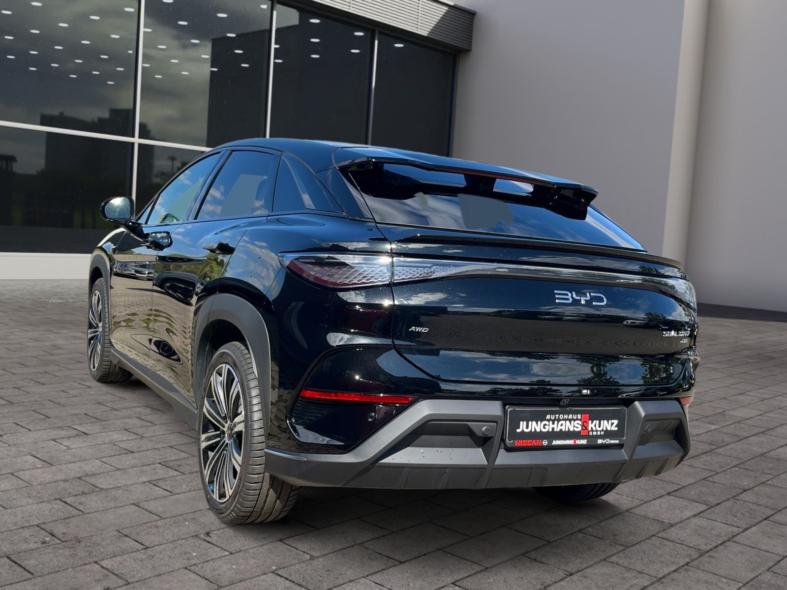 BYD SEALION 7