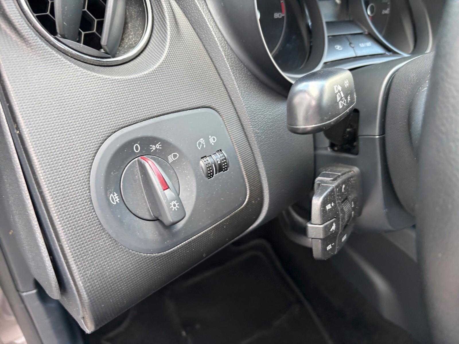 Seat Ibiza 2014 — фото 17