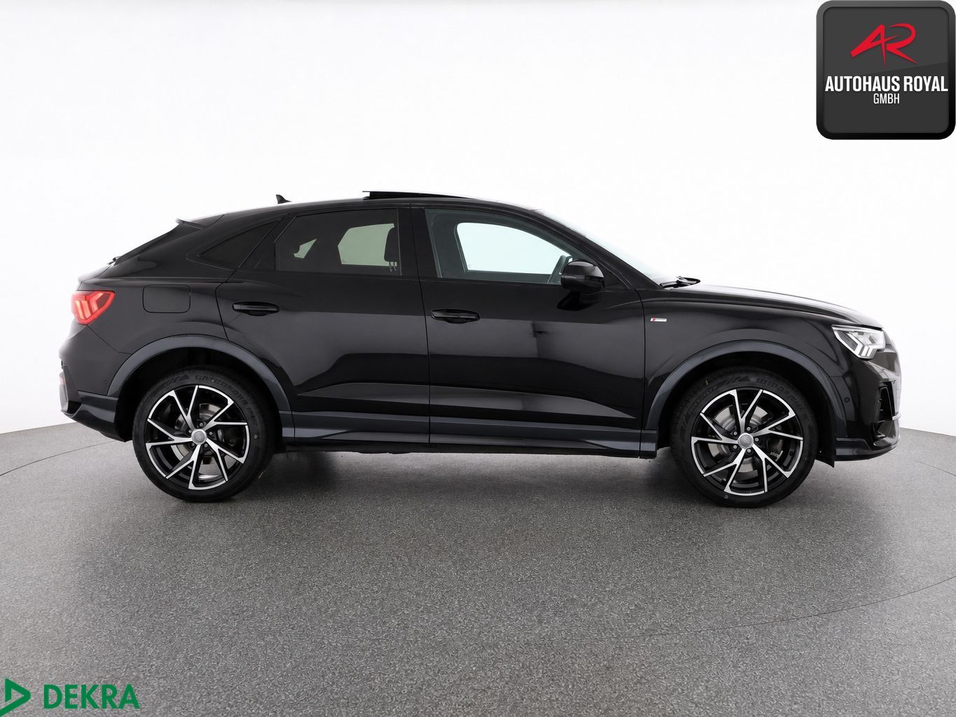 Audi Q3 Sportback 45 TFSI qu 3x S LINE MATRIX,SONOS foto 6