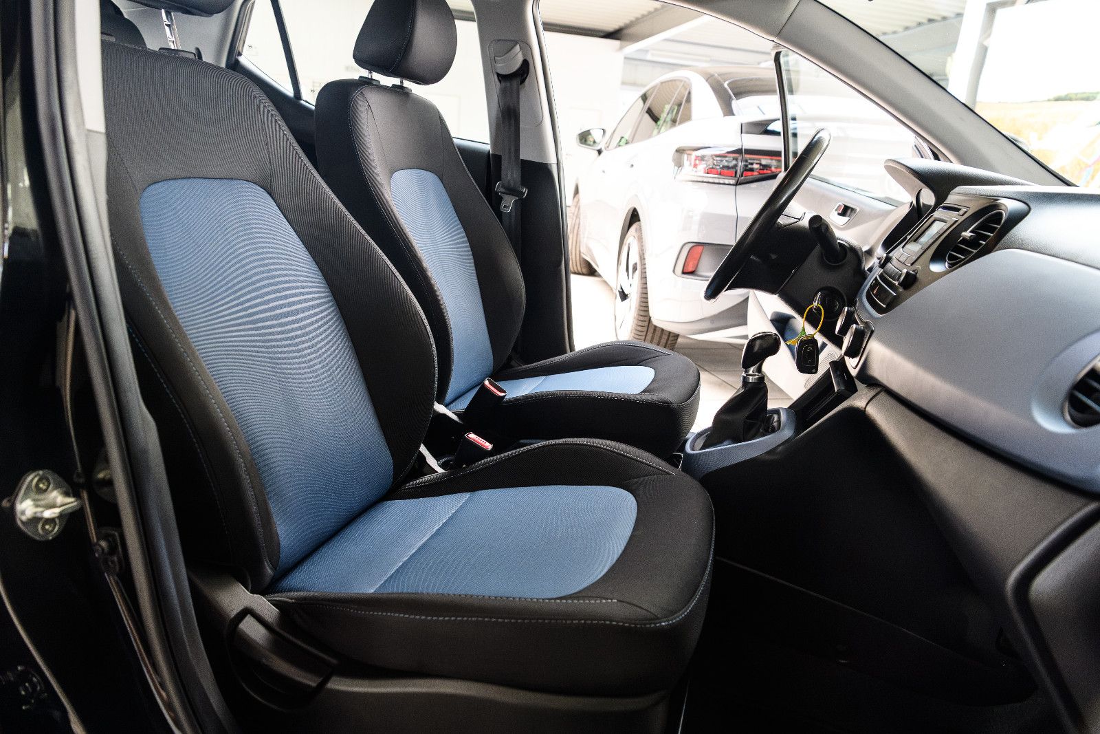 Fahrzeugabbildung Hyundai i10 GO! FIFA World Cup Edition  erst 29950 KM