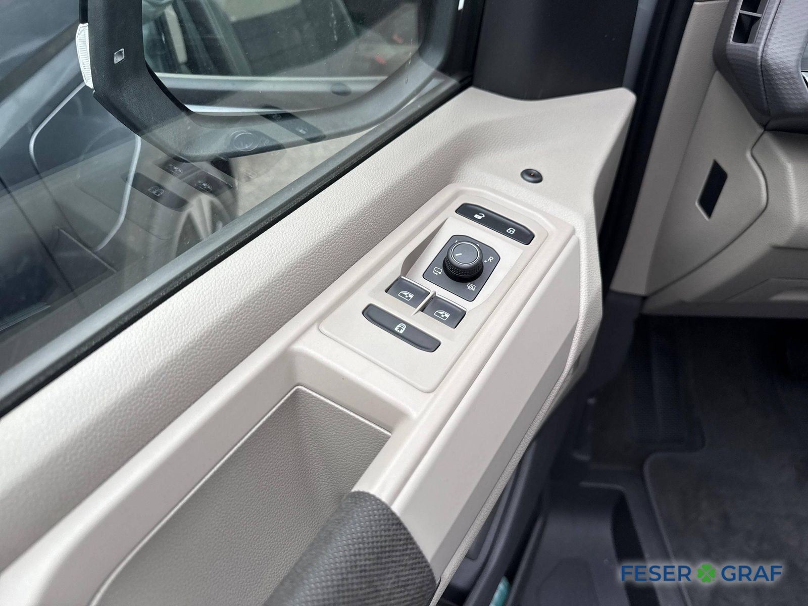 Volkswagen T7 Multivan - Bild 5