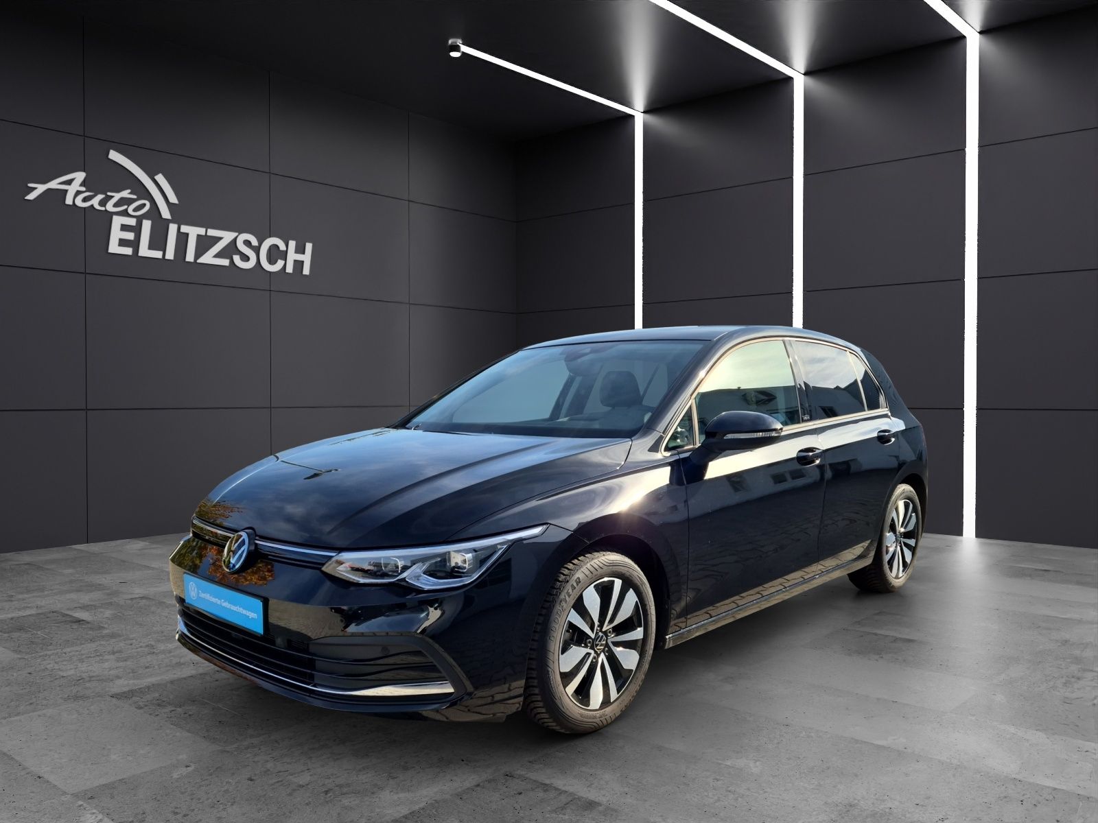 Fahrzeugabbildung Volkswagen Golf VIII TDI 1,99% DSG AHK PANORAMA Kamera HuD