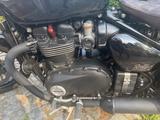 Triumph Bobber 1200 - TRIUMPH 1200