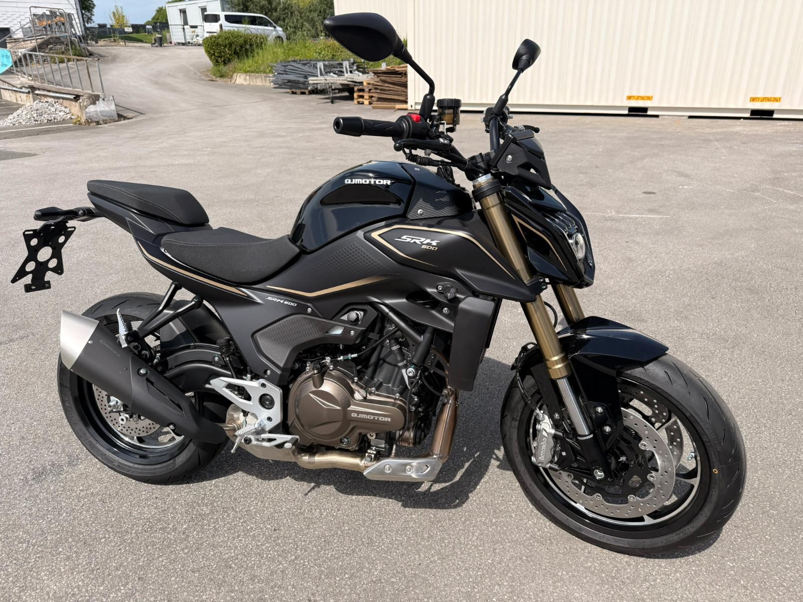 QJ Motor SRK 600 Pro ABS + Bluetooth + 3 Jahre Garantie