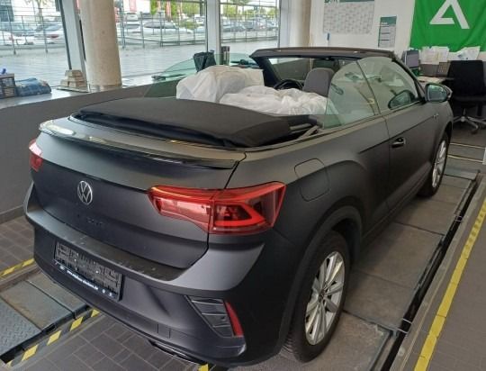 Fahrzeugabbildung Volkswagen T-Roc Cabriolet R-Line Edition Black limited 999