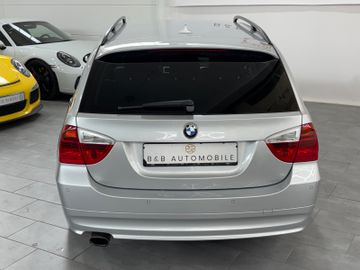 BMW 320 - 6