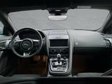 Jaguar F-Type Coupe P300 R-Dyn.  Eiger RWD Grey - Jaguar F-Type Tageszulassungen