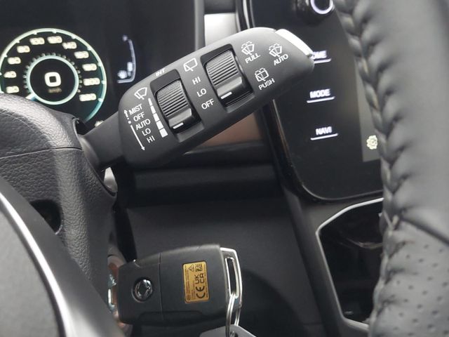 KGM Tivoli ESSENTIAL 1.5 MT NaviCarPlayRFKDABSHZ