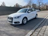 Audi A1 Sportback*5-Türig*Display*1.0*Navi*Sport*Top* - Audi A1: Türig