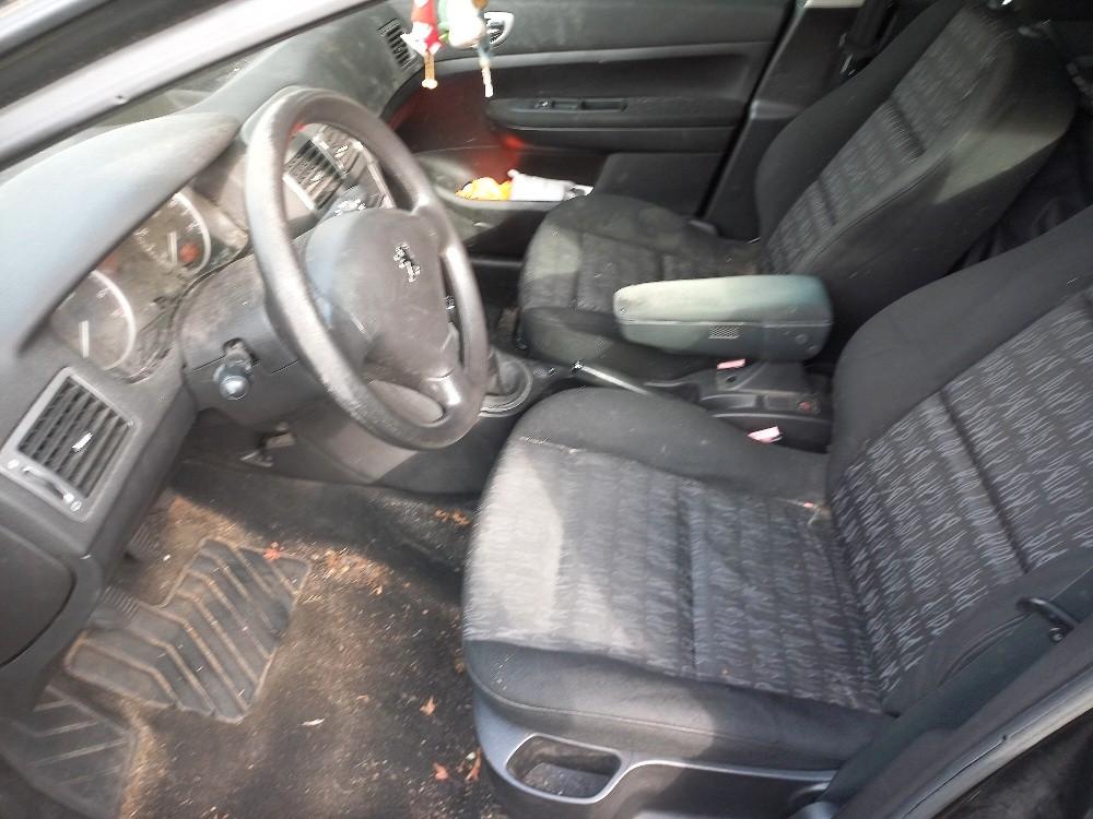 Peugeot 307 2004 — двигун 1.360 cm³, 88 HP (65kW)