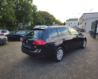 Volkswagen Golf - 4