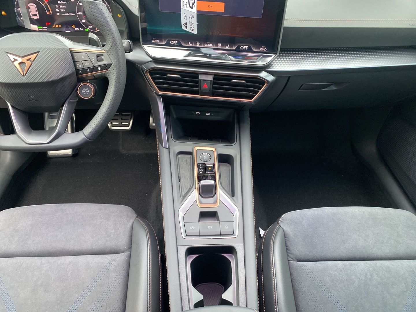 Fahrzeugabbildung CUPRA Leon ST 1.5 e-Hybrid 150kW*Int.Drive*NAVI*MATRIX