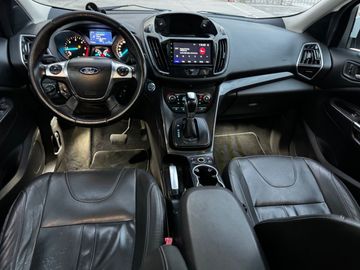 Ford Kuga - 11
