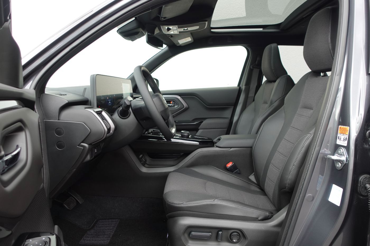 Fahrzeugabbildung Suzuki e Vitara 61kWH Allgrip-e Comfort+ Kamera,PP,SHZ