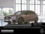 Mercedes-Benz A 250 e AMG Night Edition2020 Panorama Kamera - mit Hybrid-Antrieb: Gold