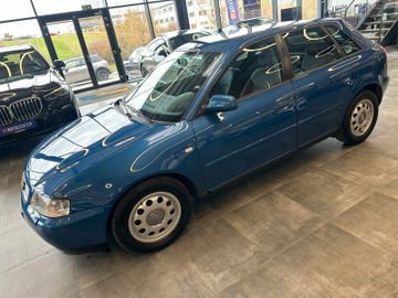 Audi A3 1.8 *Automatik*Klima*TÜV032027*AHK*