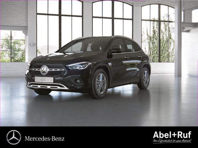 MERCEDES-BENZ GLA 200 d 4MATIC LED+DISTRONIC+Kame+CarPlay+DAB