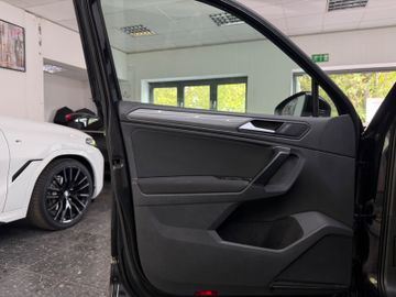 Volkswagen Tiguan - 8