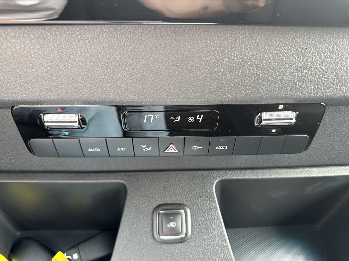 Fahrzeugabbildung Mercedes-Benz Sprinter 319/419 CDI 3665 9G 4x4 Klima Kamera