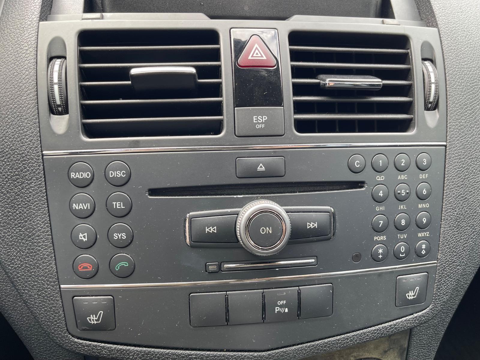 Mercedes-Benz C280 2008 — photo 11