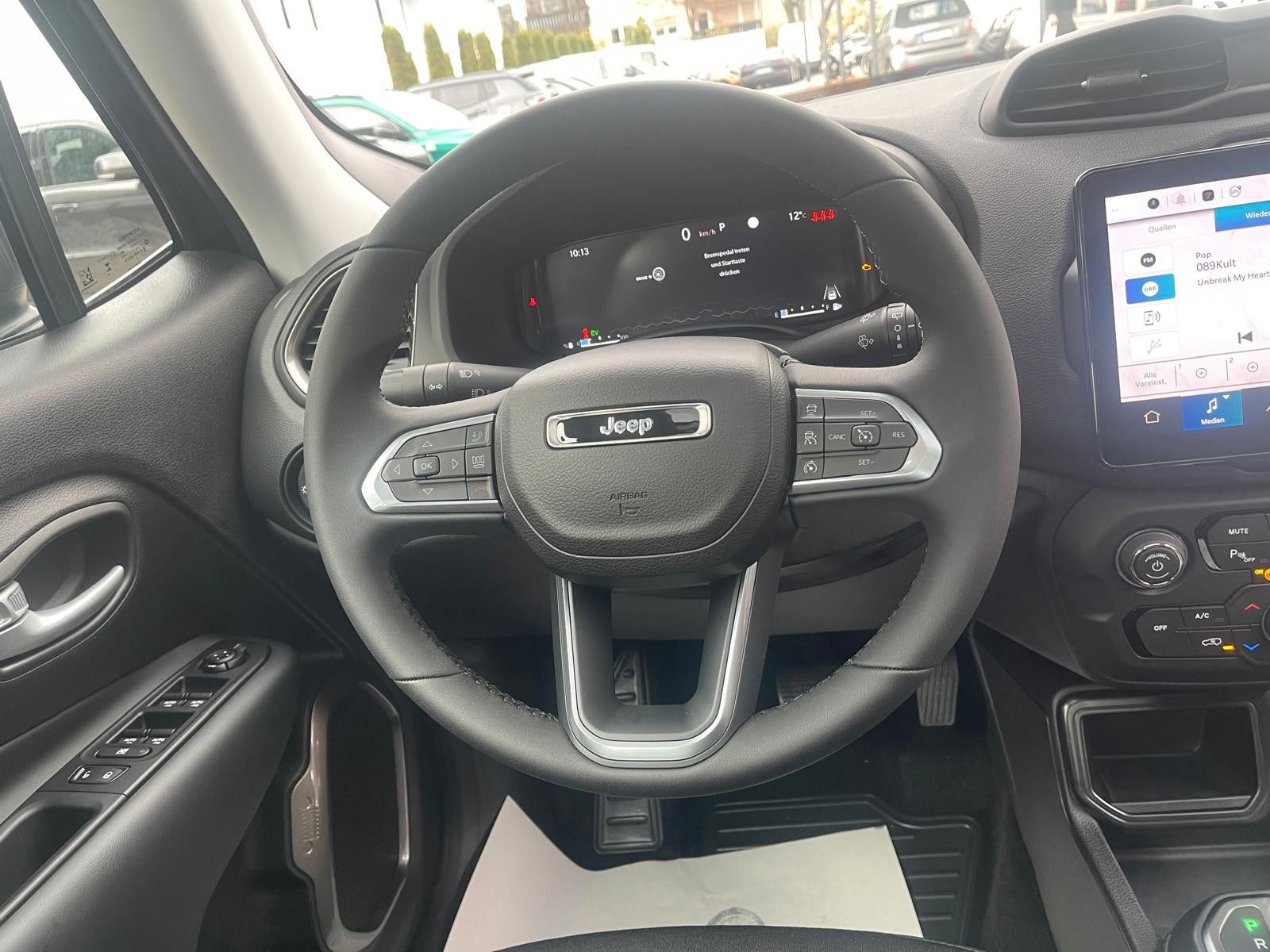 Jeep Renegade - Bild 12