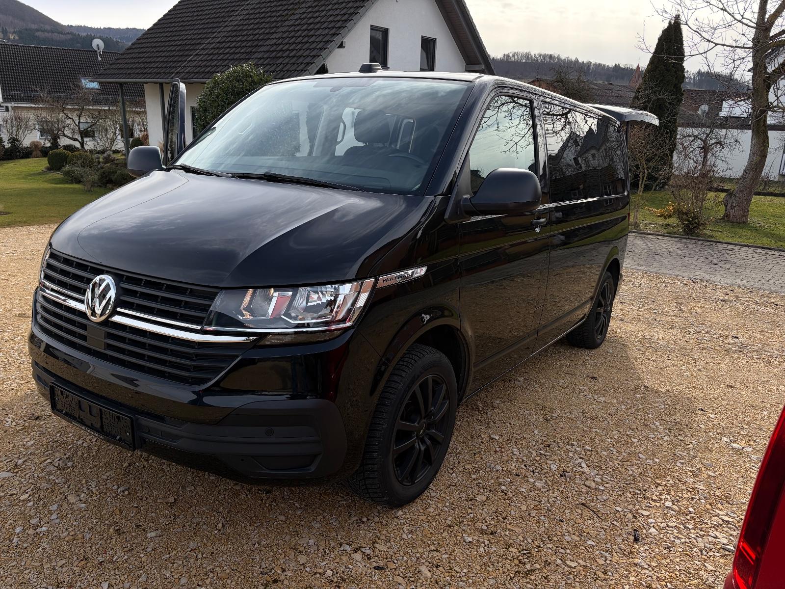 Volkswagen T6.1 Multivan 4 Motion Luftstandh. DSG AHK