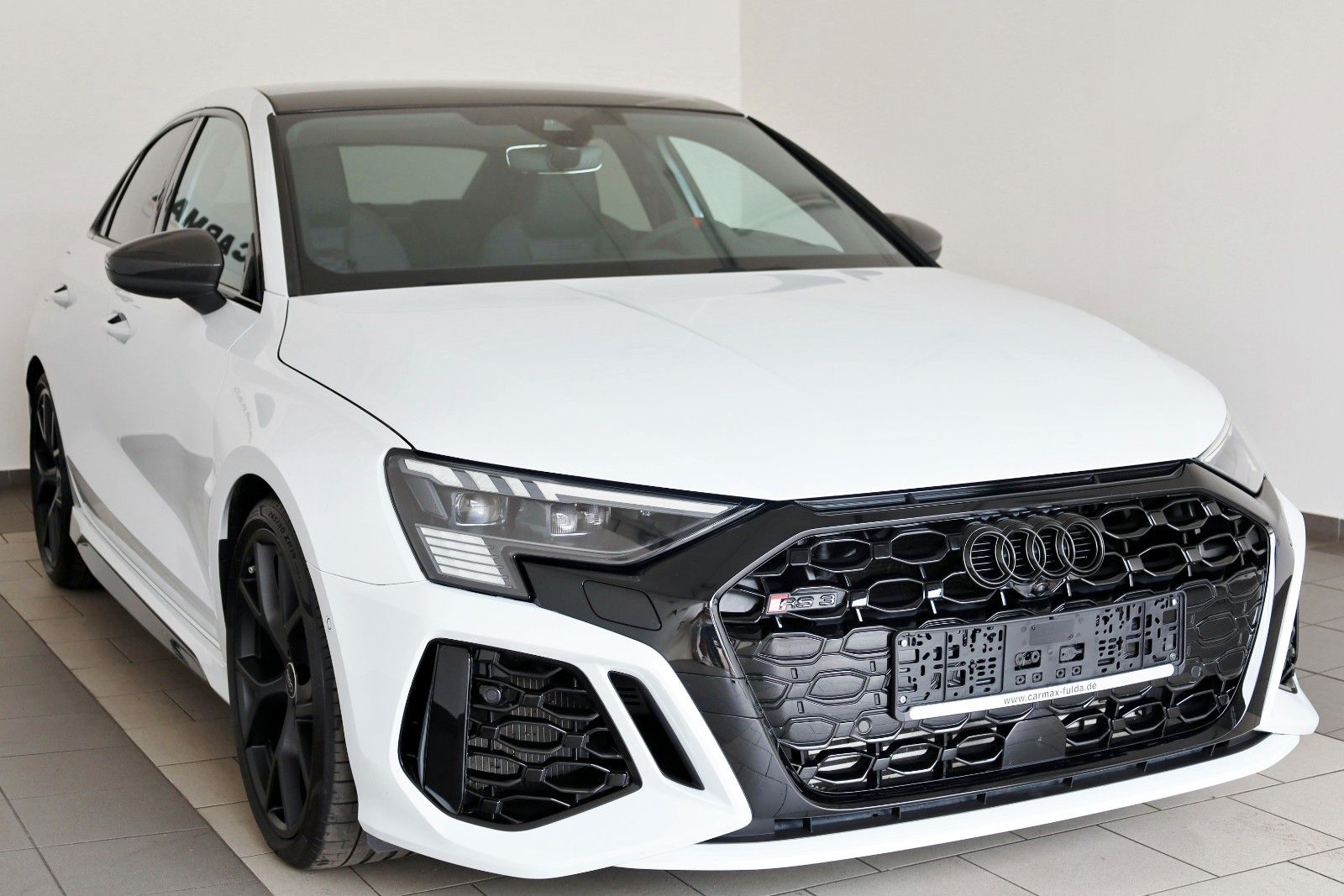 Fahrzeugabbildung Audi RS3 Lim. , RS-Designpaket, HUD,Panorama,Matrix