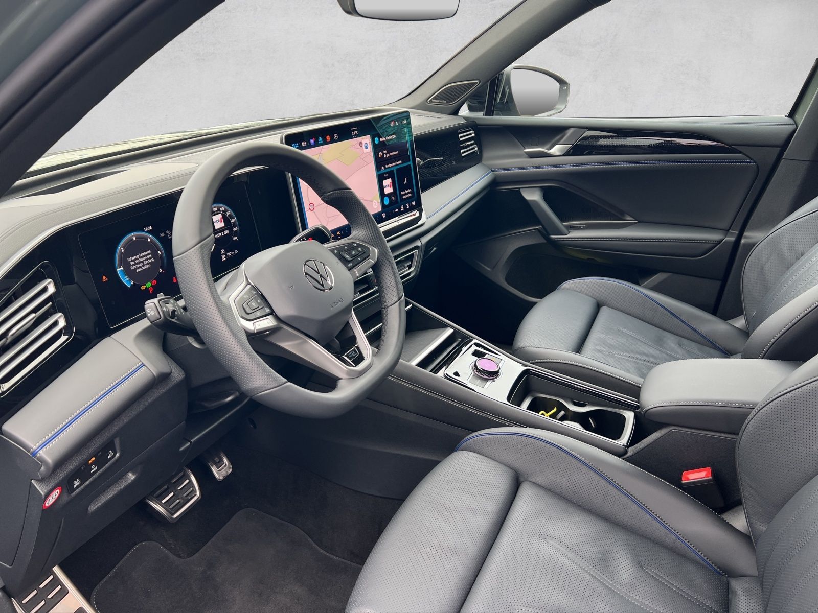 Tiguan R-Line 2.0 TDI 4M DSG Leder*AHK*Black Sty