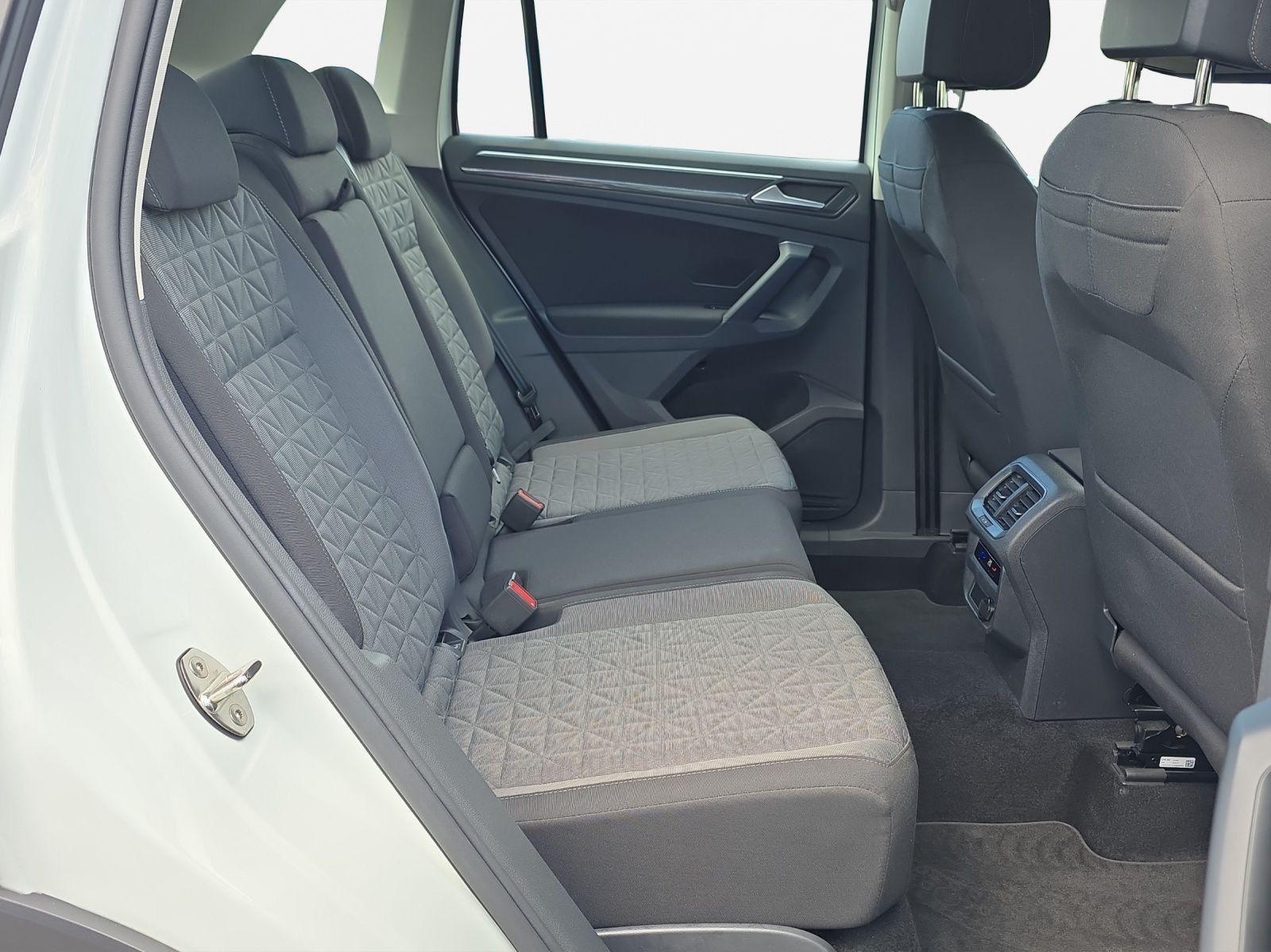 Volkswagen Tiguan - Bild 18