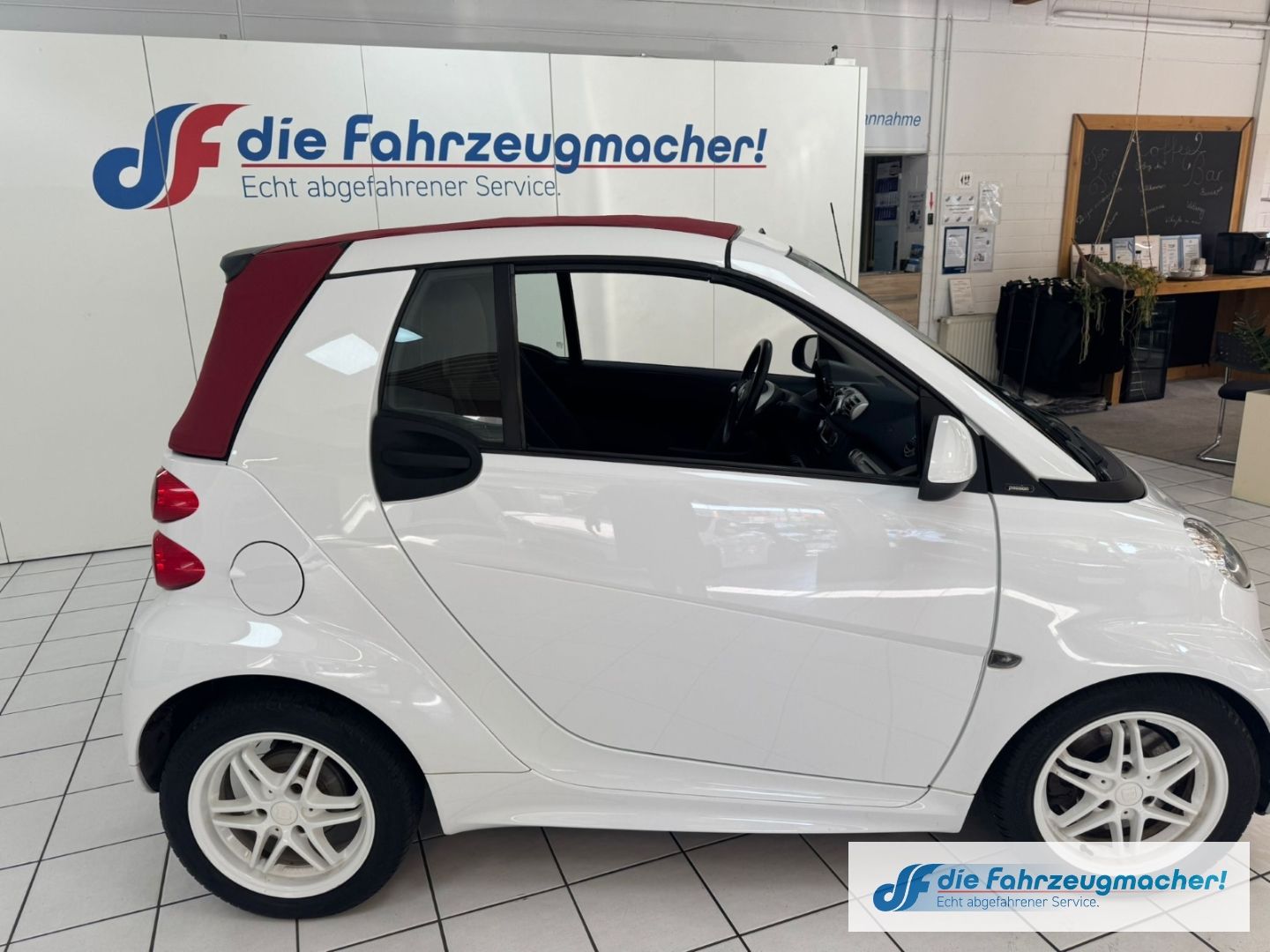 Fahrzeugabbildung Smart fortwo cabrio mhd 62tkm neue Reifen El.Verdeck S